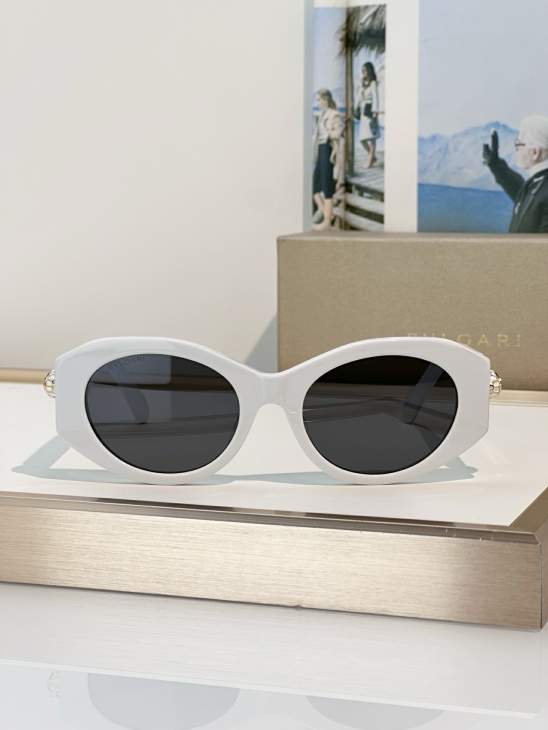 Picture of Bvlgari Sunglasses _SKUfw80444167fw